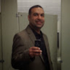 Meet your Posher, Efren